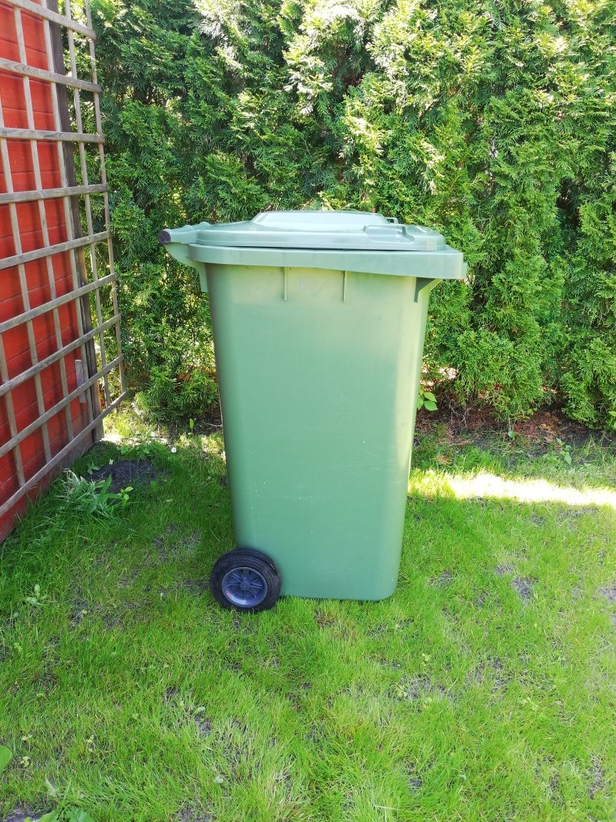 Kosz, pojemnik 240 litrow