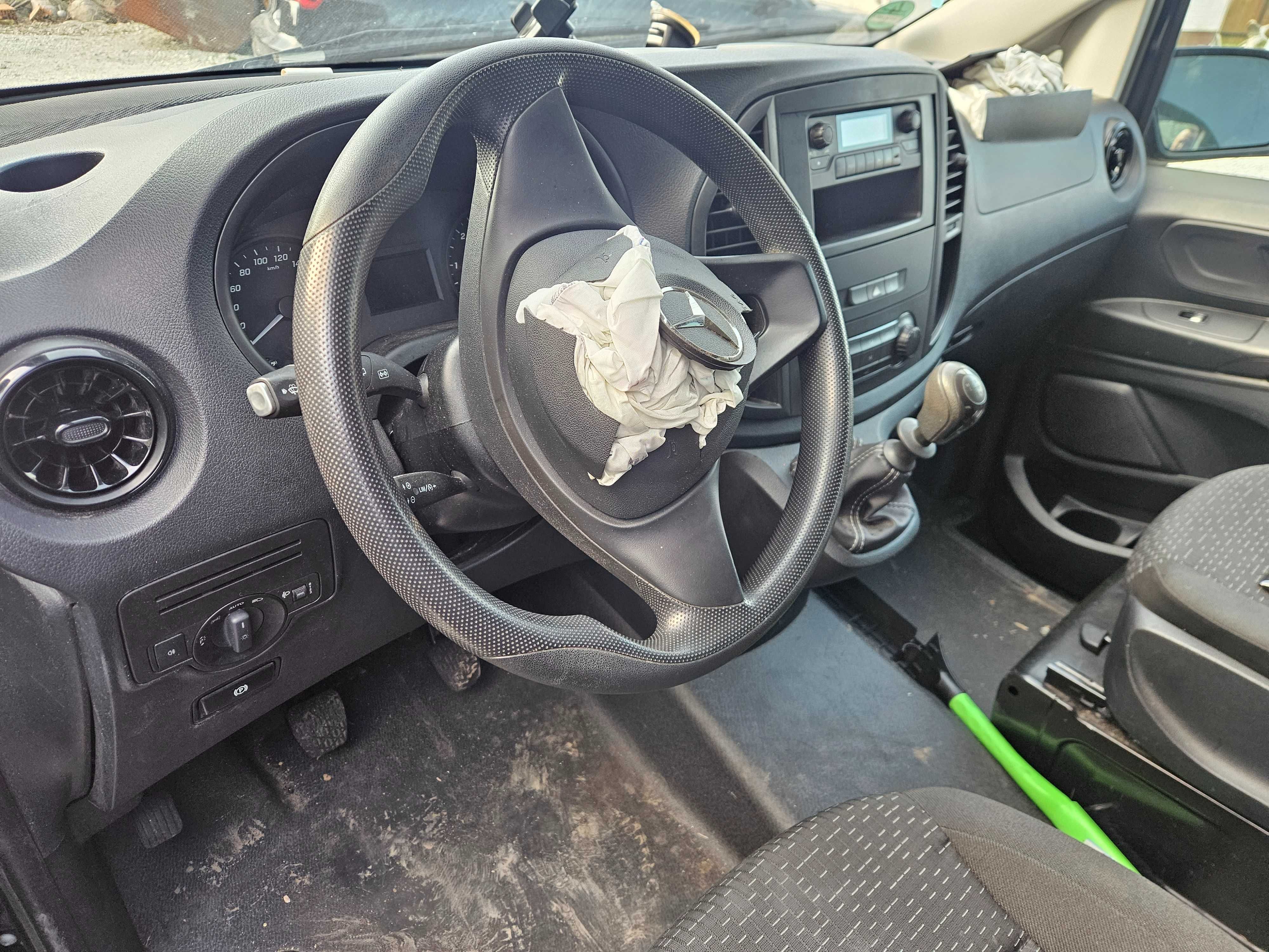 Mercedes vito 2020r 1.8d