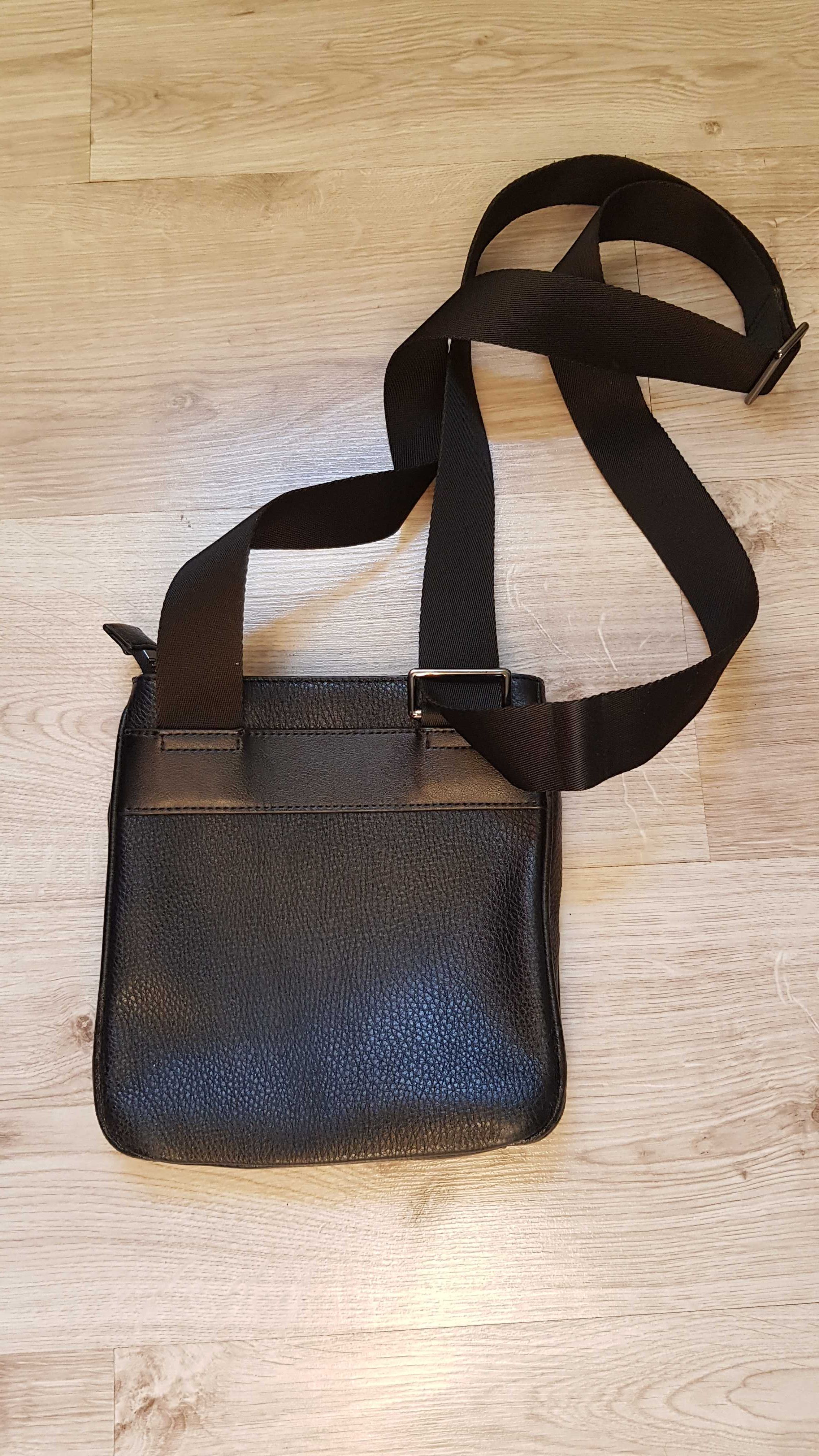 Saszetka torebka listonoszka *Tommy Hilfiger*