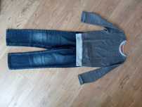 Komplet, sweter w jodełkę i jeansy 128