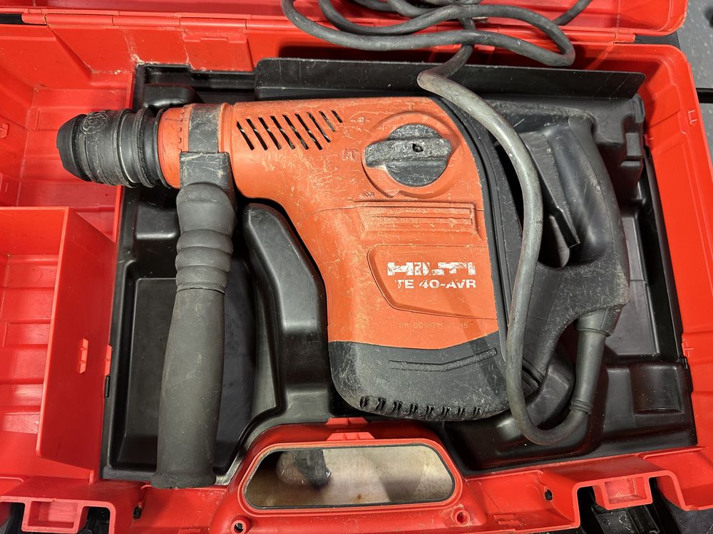 Комбінований мережевий перфоратор Hilti TE 40 AVR