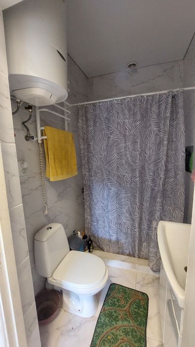 Продам частину будинку. Вул.Вірменська,80.