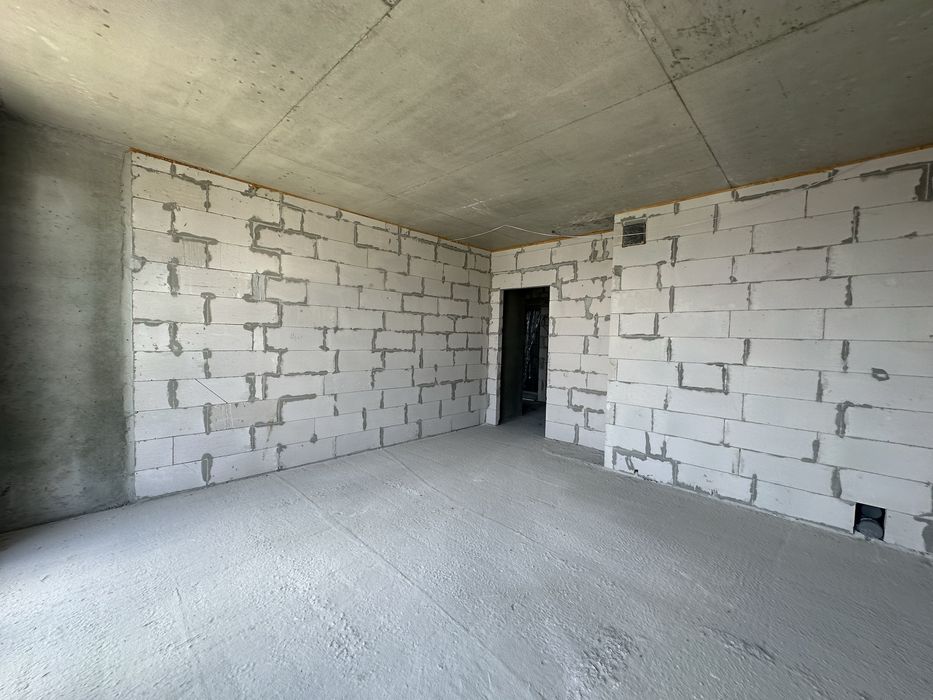 Продаж просторої 2 кім.квартири у зданому будинку /ЖК Вежа