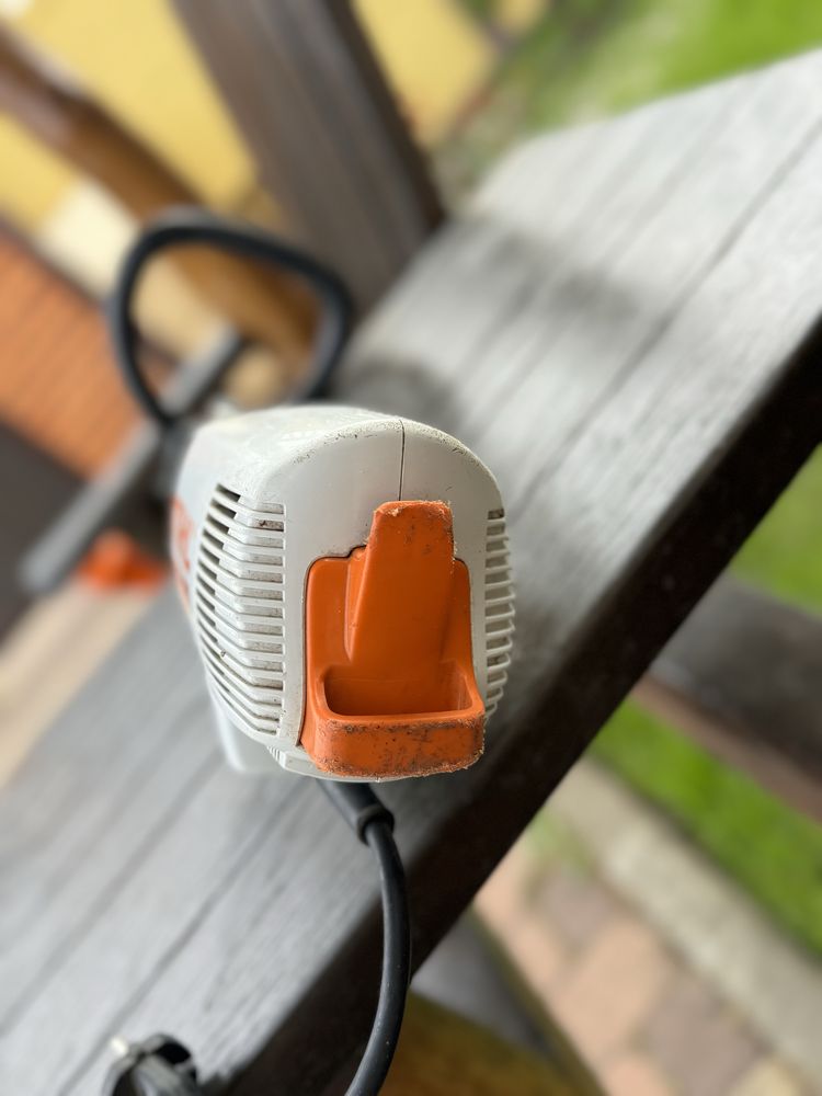 Тример для трави STIHL FSE 81