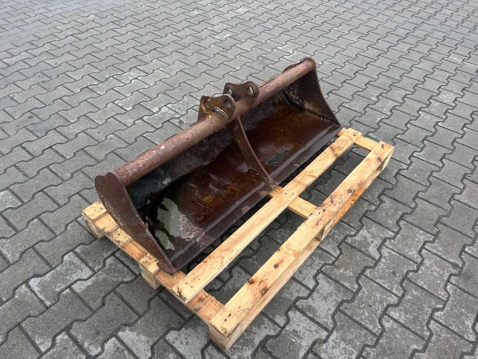 Łyżka skarpowa minikoparki szerokość 120cm, sworzeń fi 32mm skarpówka