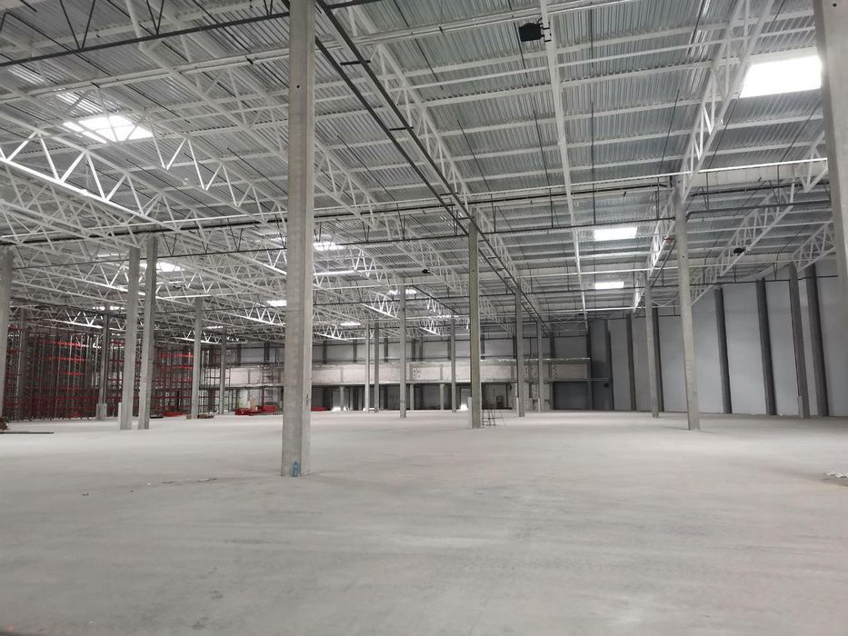 Оренда складу  13000 м2 ,( можливе ділення ) Клас А.