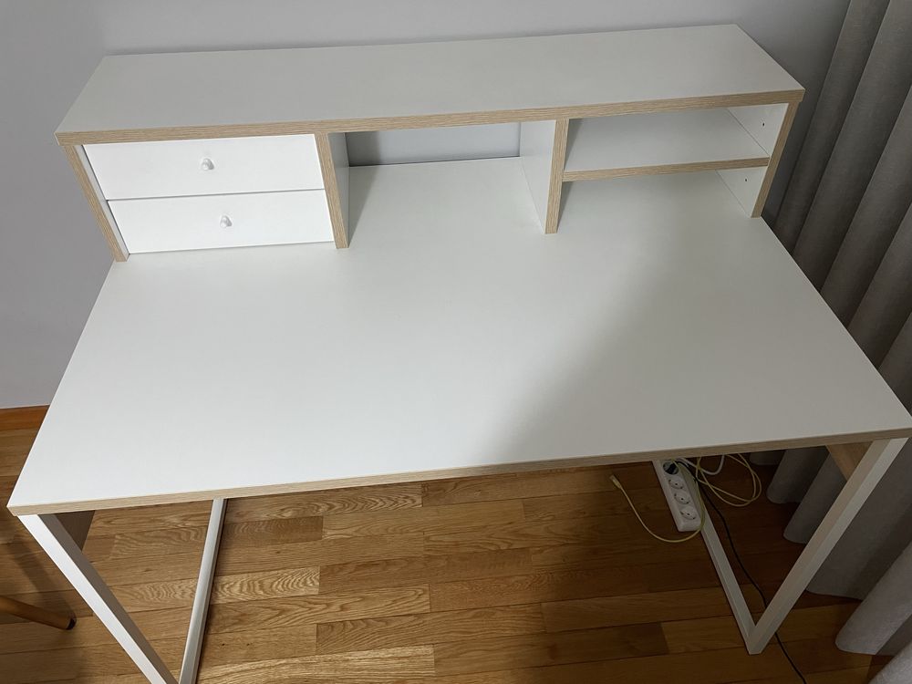 Secretaria + arumação IKEA