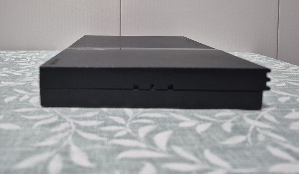 PS 2 Slim Black + acessórios