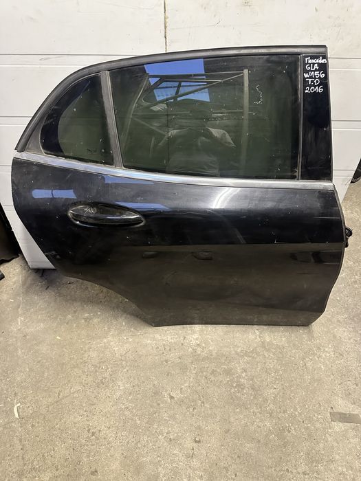 Mercedes GLA w156 porta tras direita 2016 preta