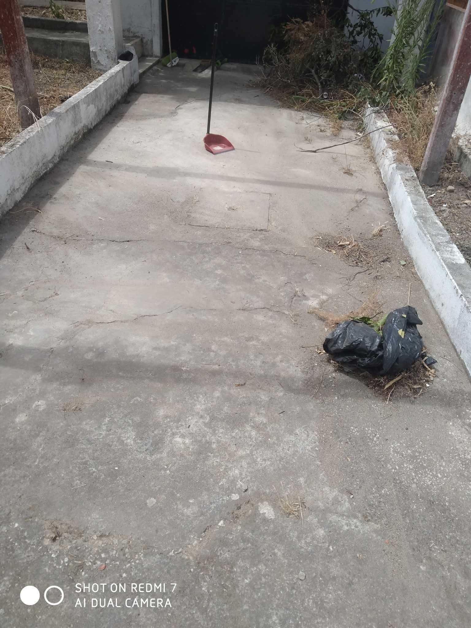 Dedicada e com brio no meu trabalho