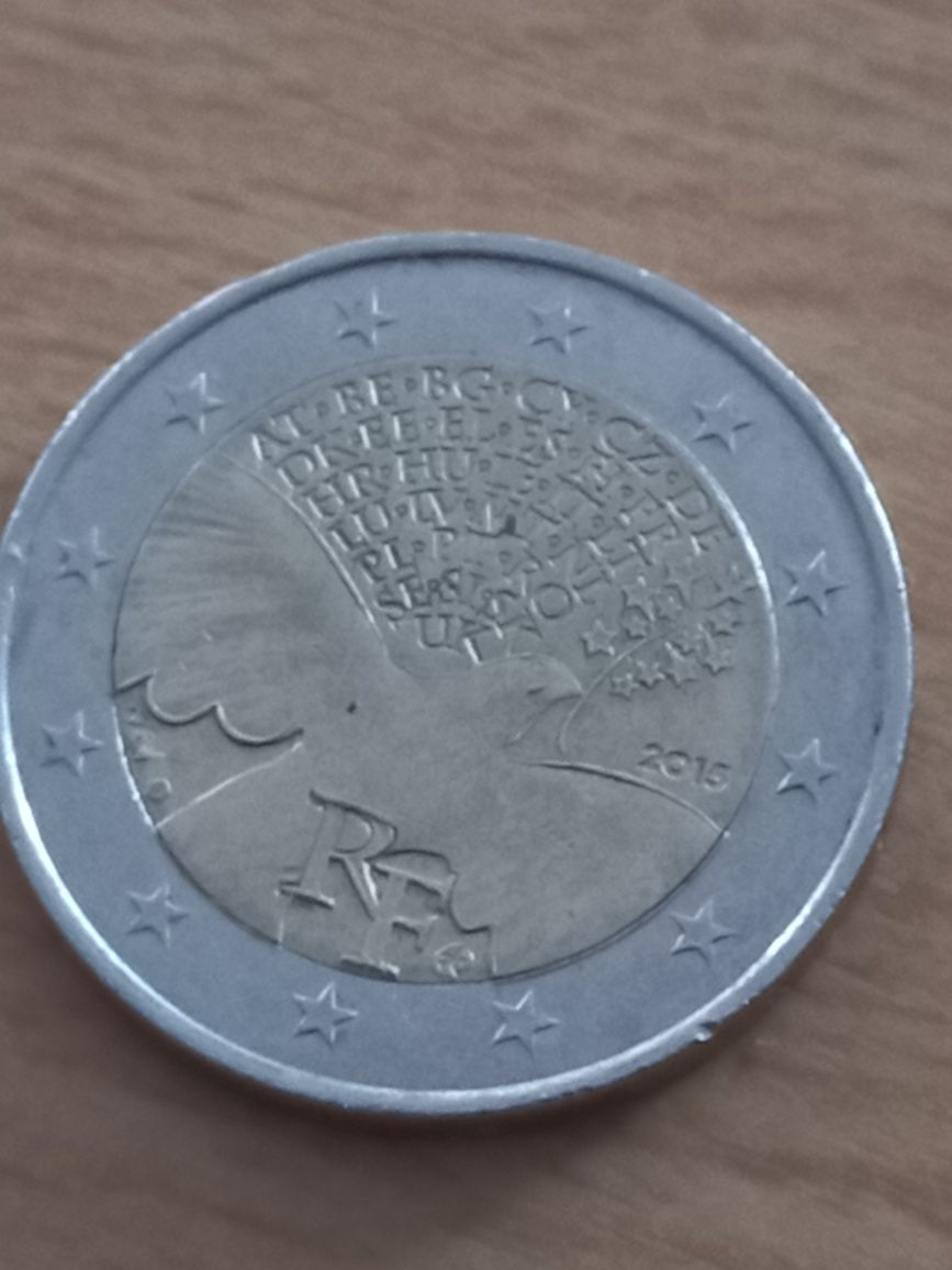 Moedas comemorativas de 2€ e 1€ vários países
