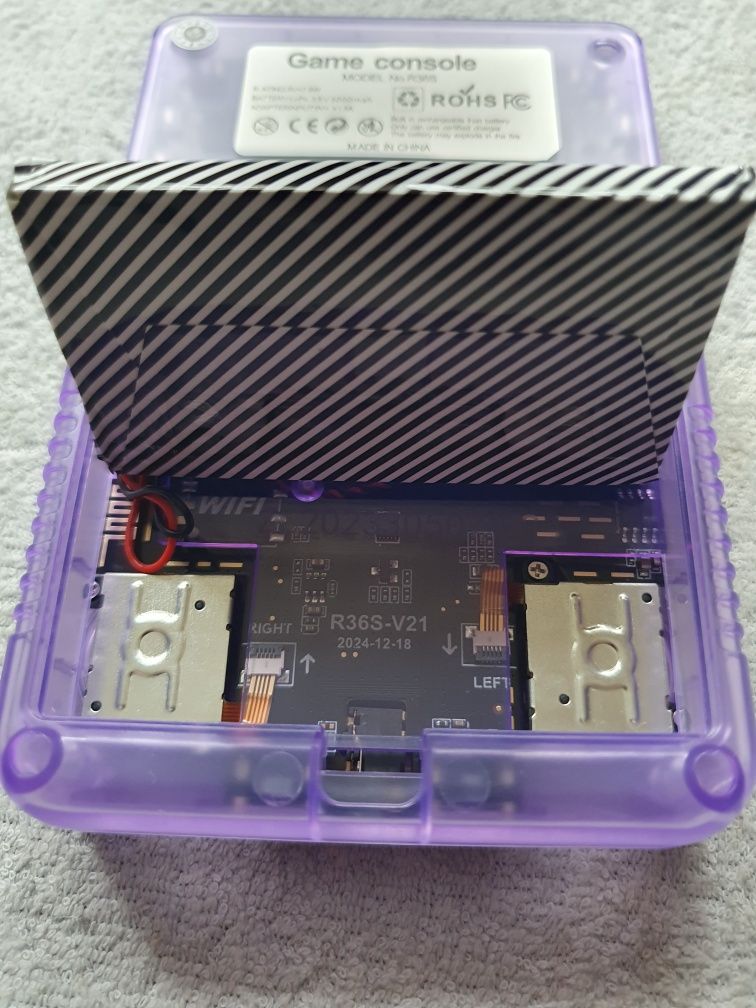 Konsola R36s Transparentny fiolet oprogramowanie ArkOS  64GB