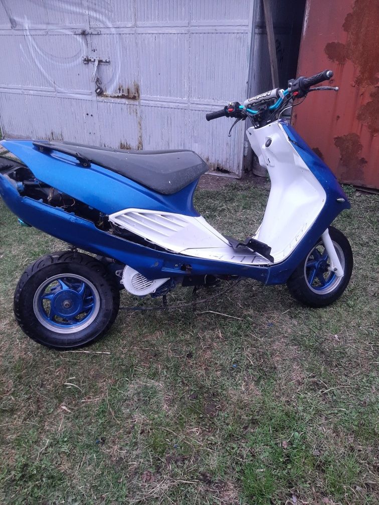 Skuter Suzuki AP 50