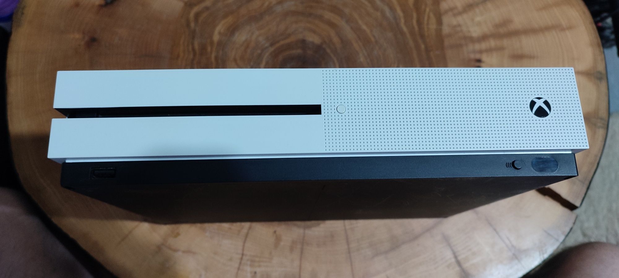 Xbox One S 500gb SSD