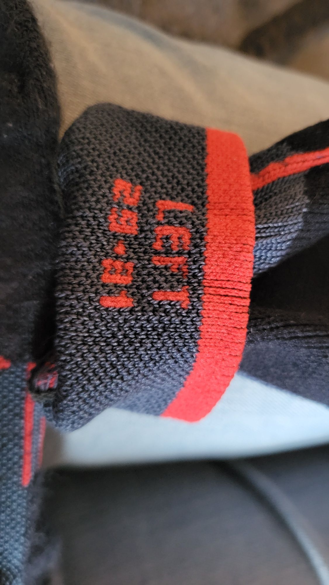 Narciarski komplet - skarpetki 29-31 i legginsy termiczne