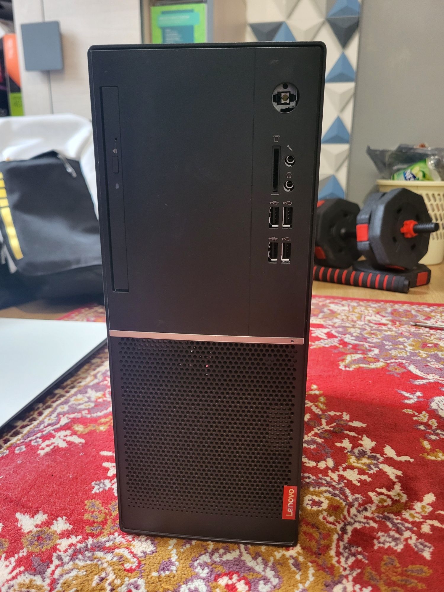 Komputer Lenovo V520 | I5 7400 | 16gb DDR 4 | 500gb