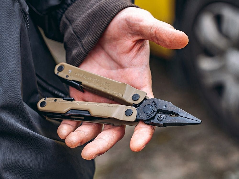 Мультитул Leatherman Rebar Coyote, синтетичний чохол 832406