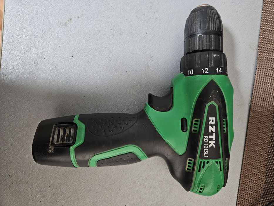 Шуруповерт, шурупокрут RZTK 1213Li