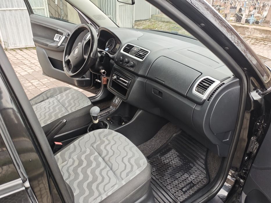 Продам Шкоду Фабію 1.4