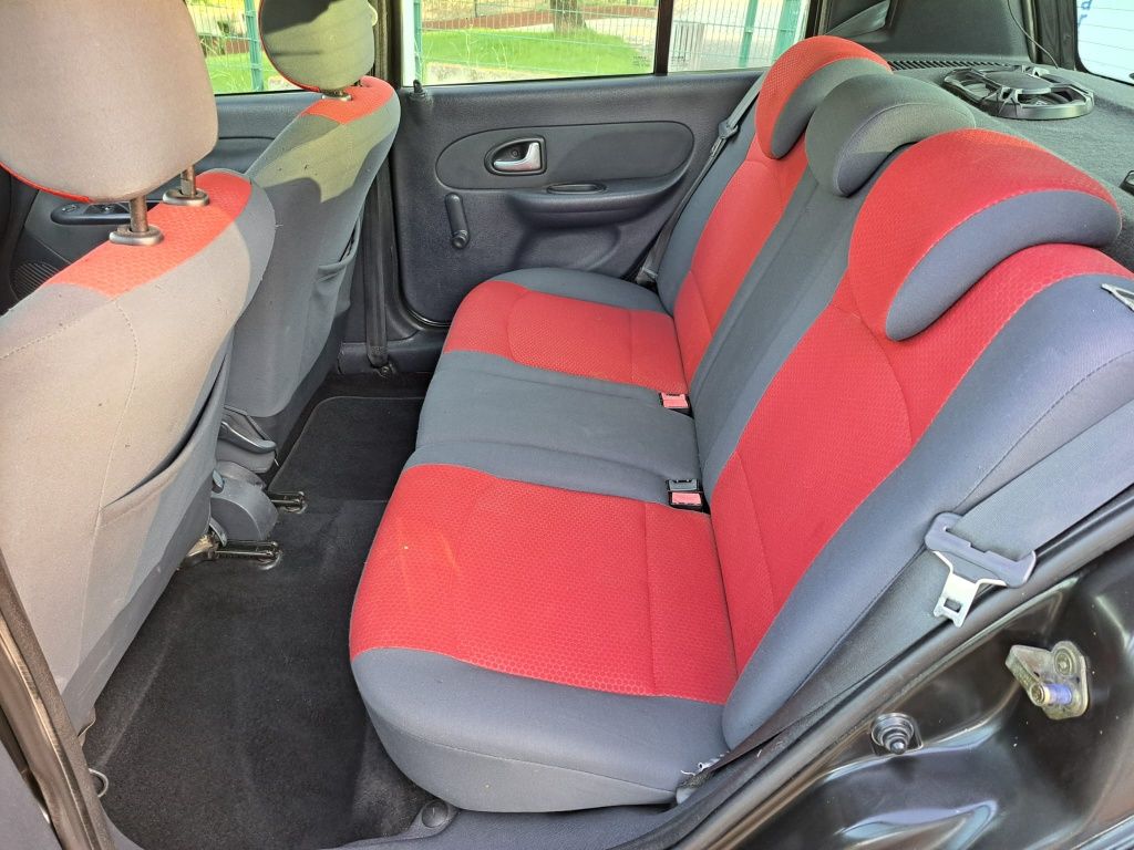 Renault clio 1.2 16v 2003