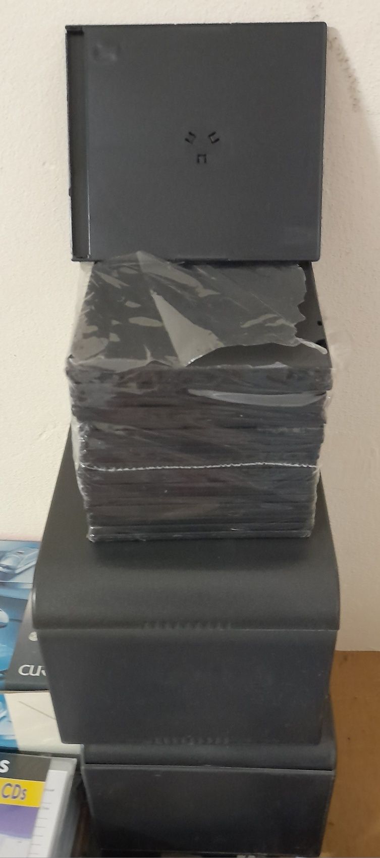 Antiguidades - CD, DVD, Disquetes, e arquivadores