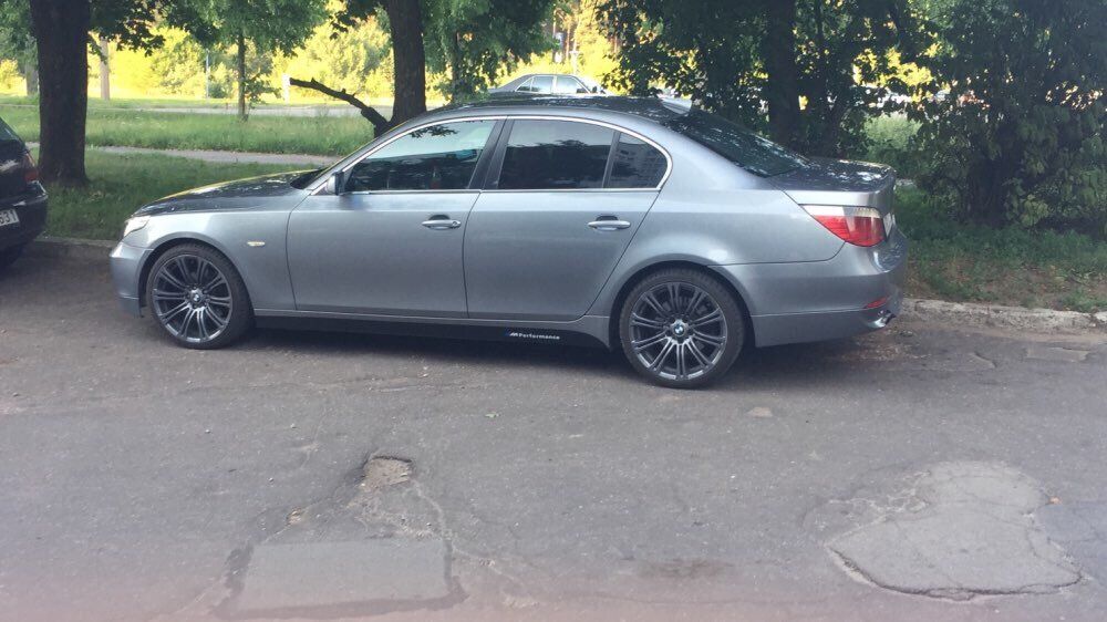 Наклейка на пороги BMW "M Performance" E60 E90 F10 F20 F25 F30 F32 F33