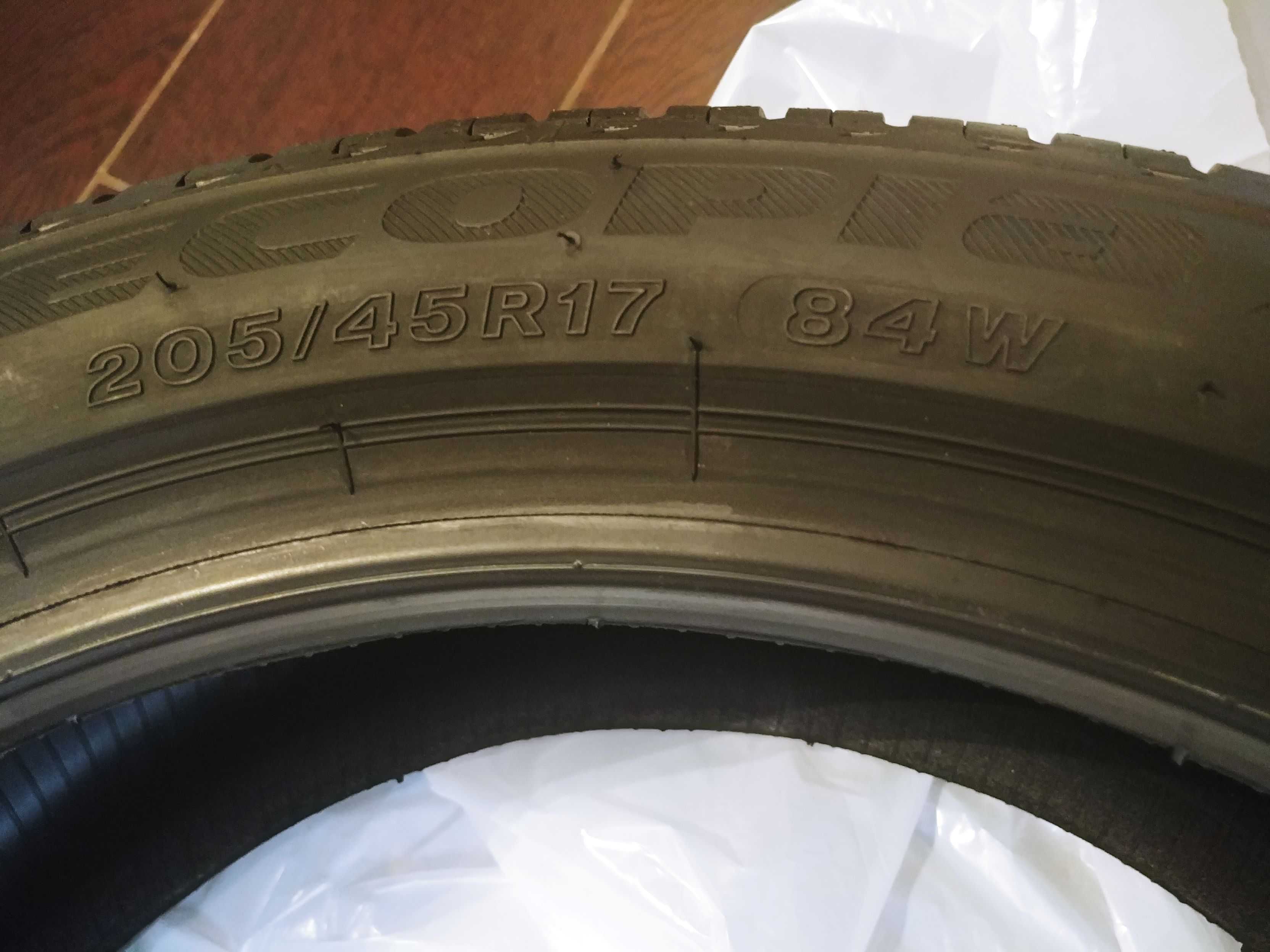 Nowe letnie opony Bridgestone 205/45 R17