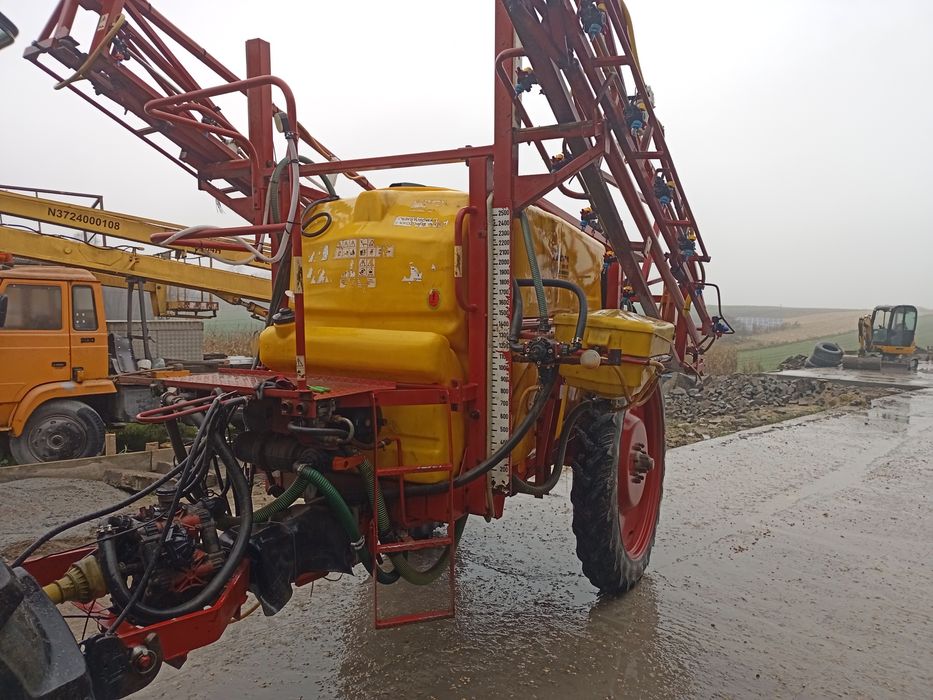 Pilmet 2518 , 2515 opryskiwacz, hydrauliczne rozkładamy