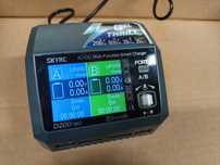 Ładowarka SKYRC D200neo 200/800w lipo  traxxas,arrma,łosi,hpi