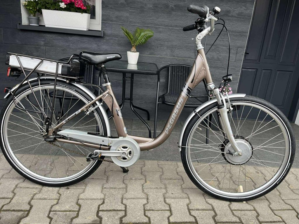 Rower elektryczny Pegasus Alu e-power, koła 28 cali, bardzo dobry stan