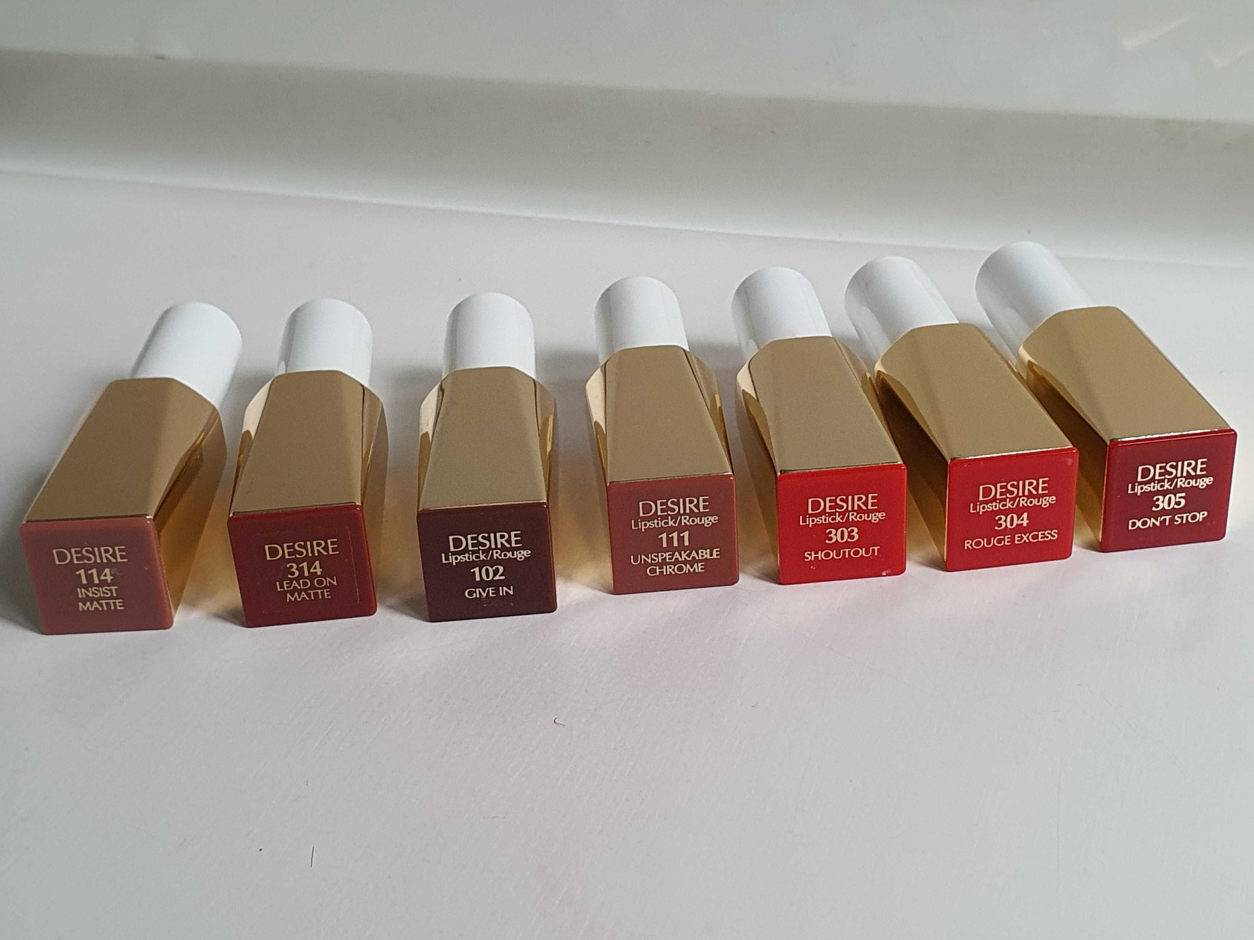 Кремова зволожуюча помада Estée Lauder Pure Color Desire