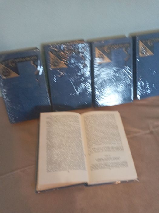 Продам собрание сочинения Роберта Луи Стивенса 5 томов