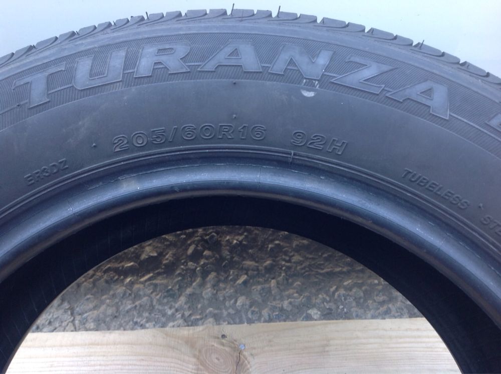 205 / 60 / R 16 92 H Bridgestone Turanza ER 300