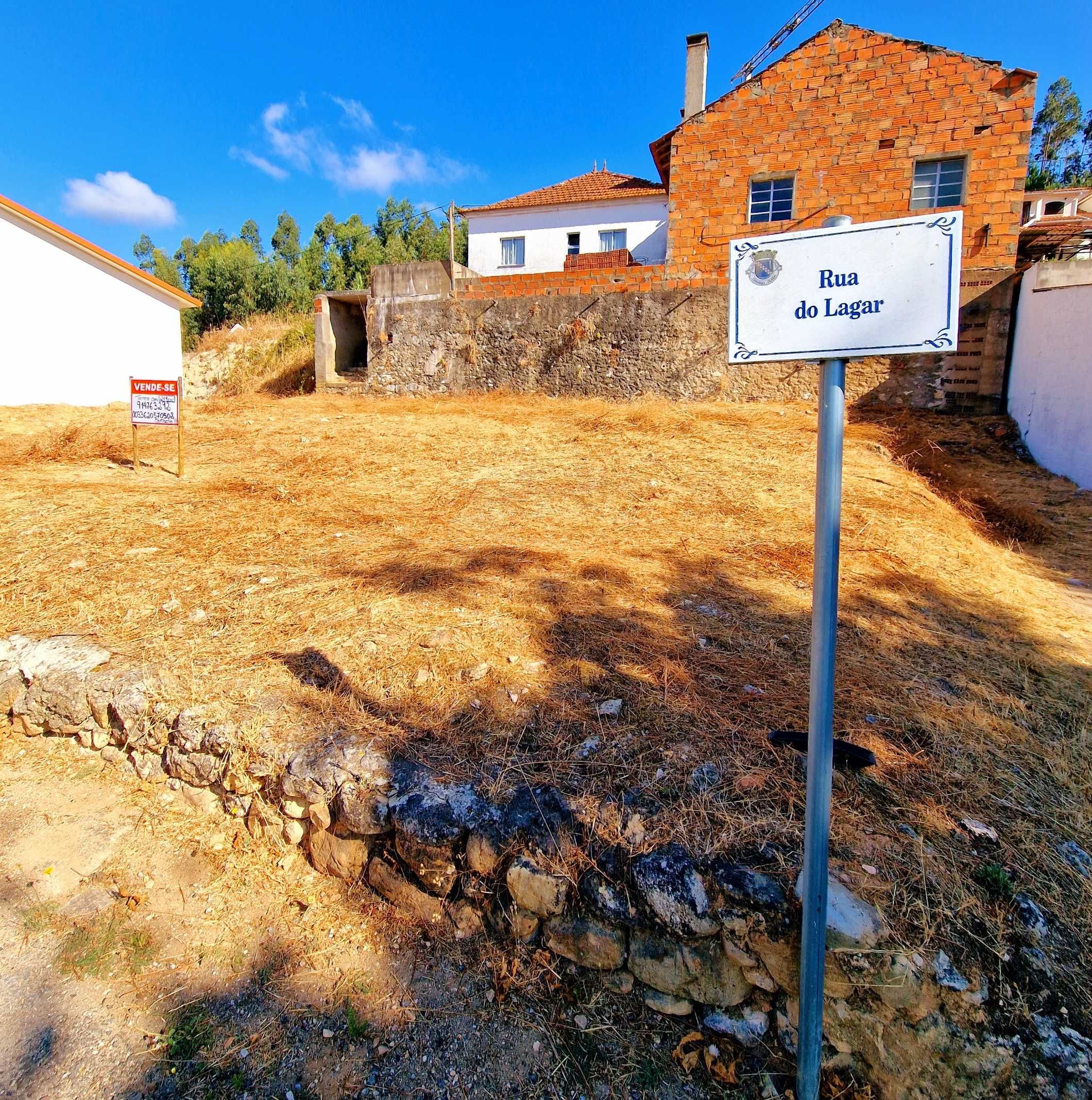 Terreno Urbano em Caxarias