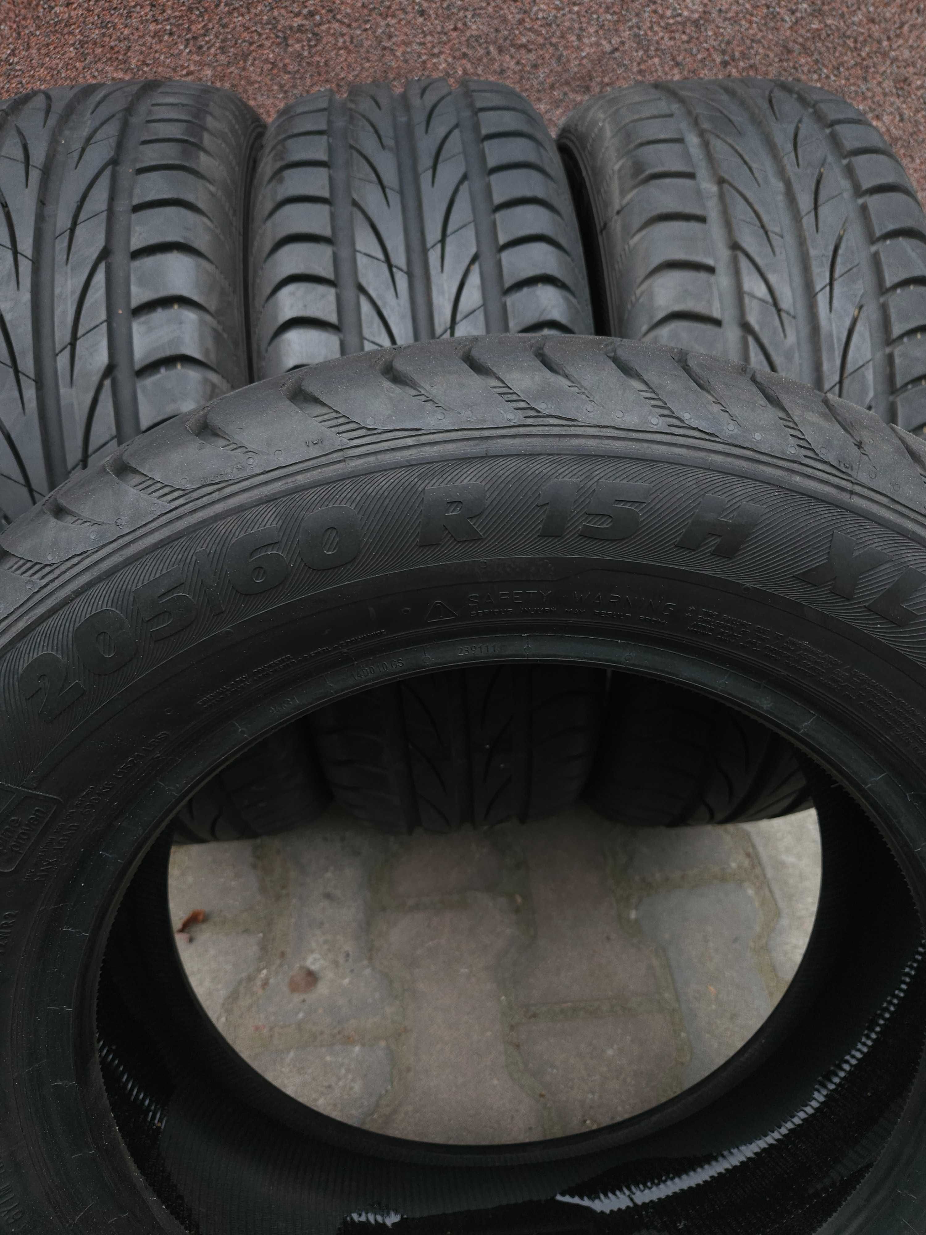 205/60R15 semperit speed-life