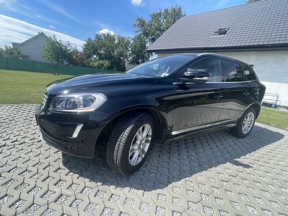 Volvo XC60 2,5L LPG, Komfort, niski przebieg, duży serwis zrobiony.