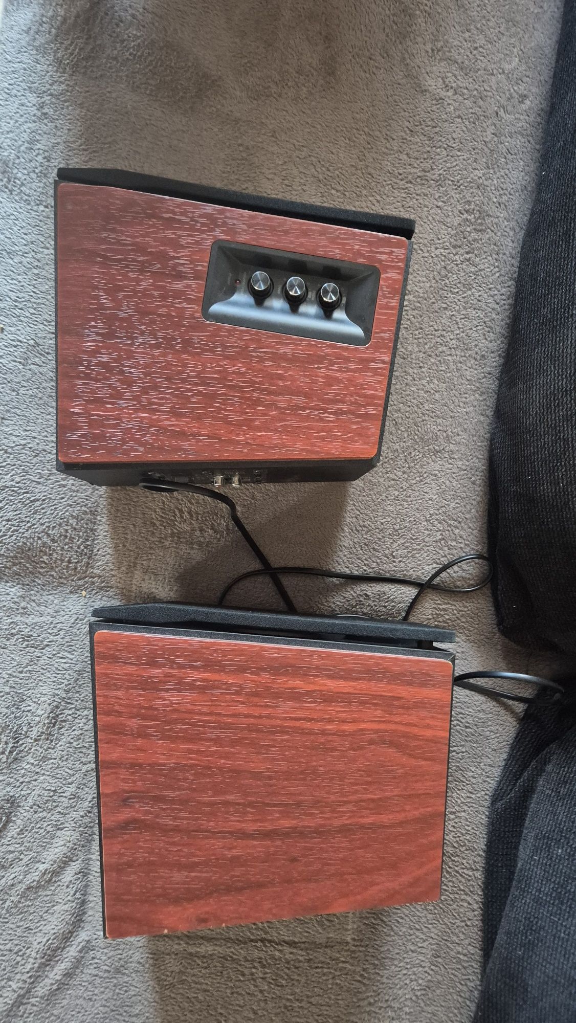 Głośniki edifier R1700BTs