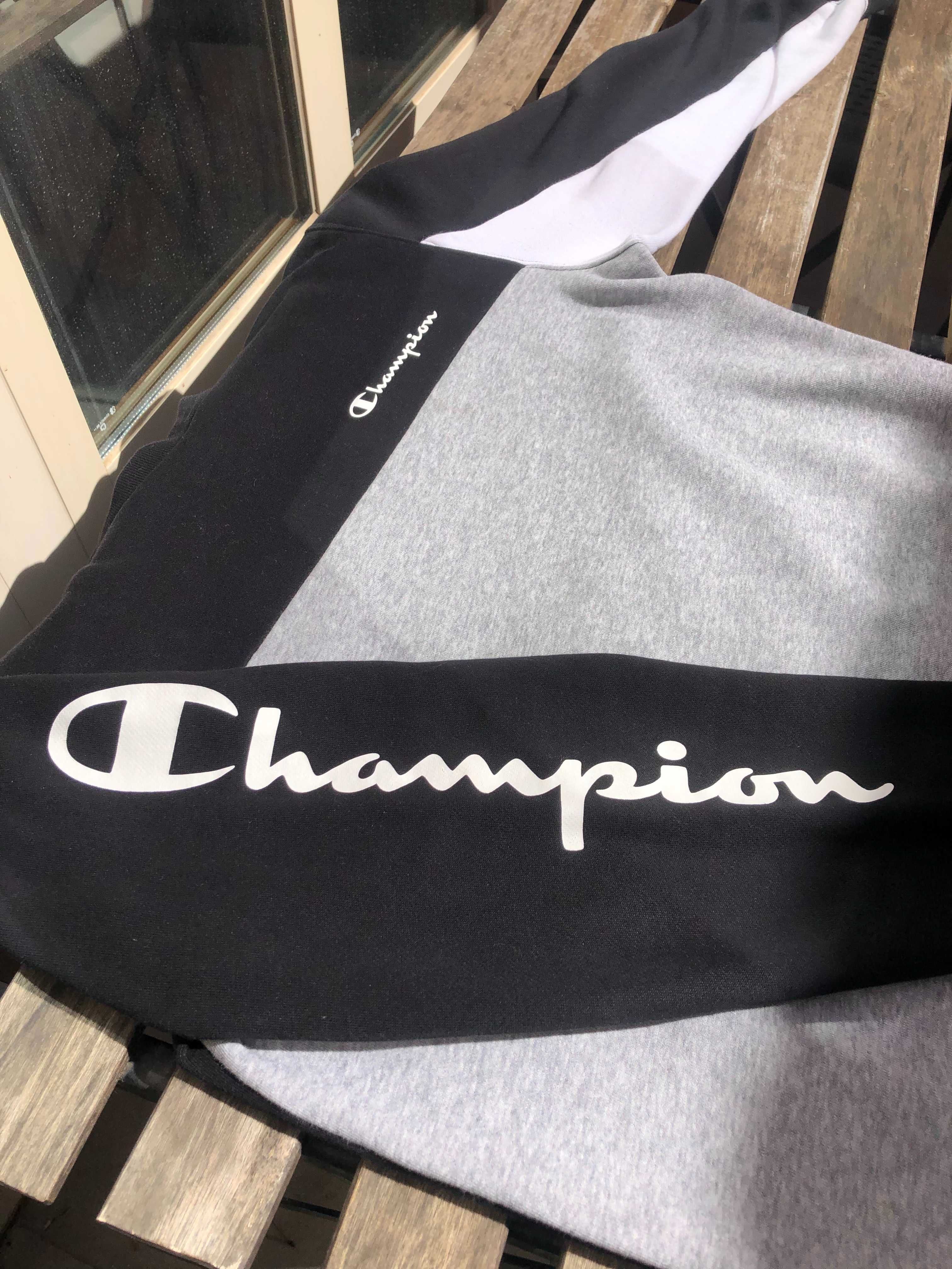 SWEAT Champion M