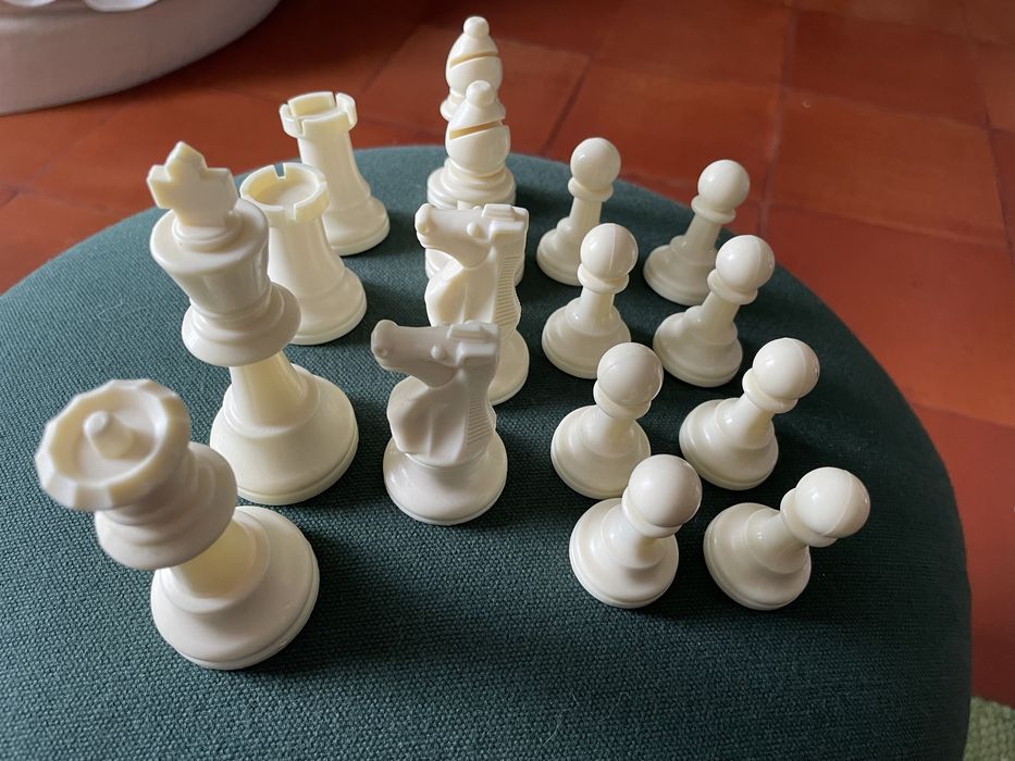 Peças de xadrez Novas