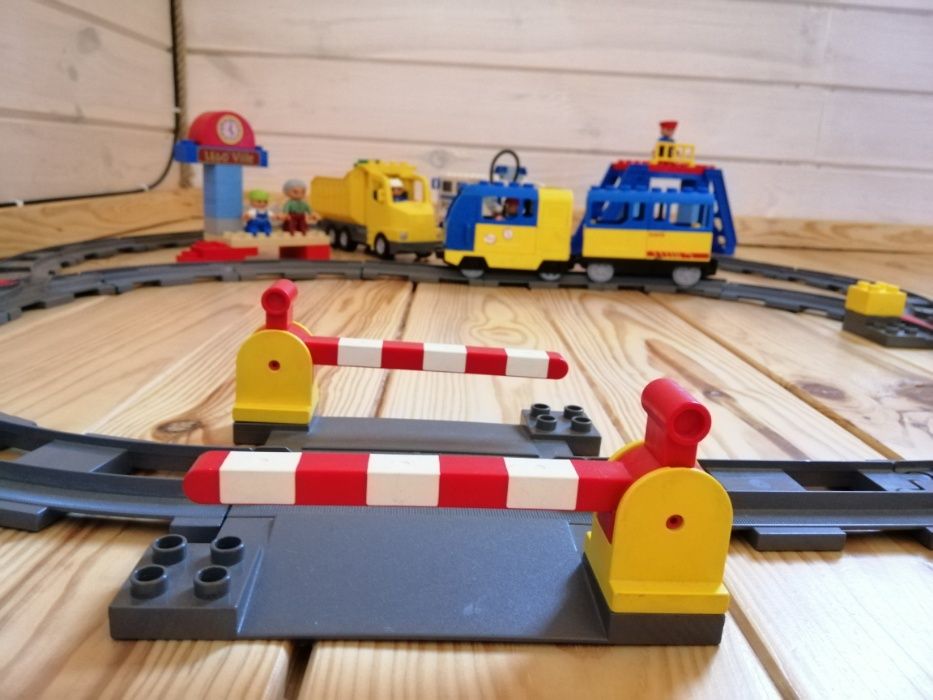 Lego Duplo 5608 средний поезд