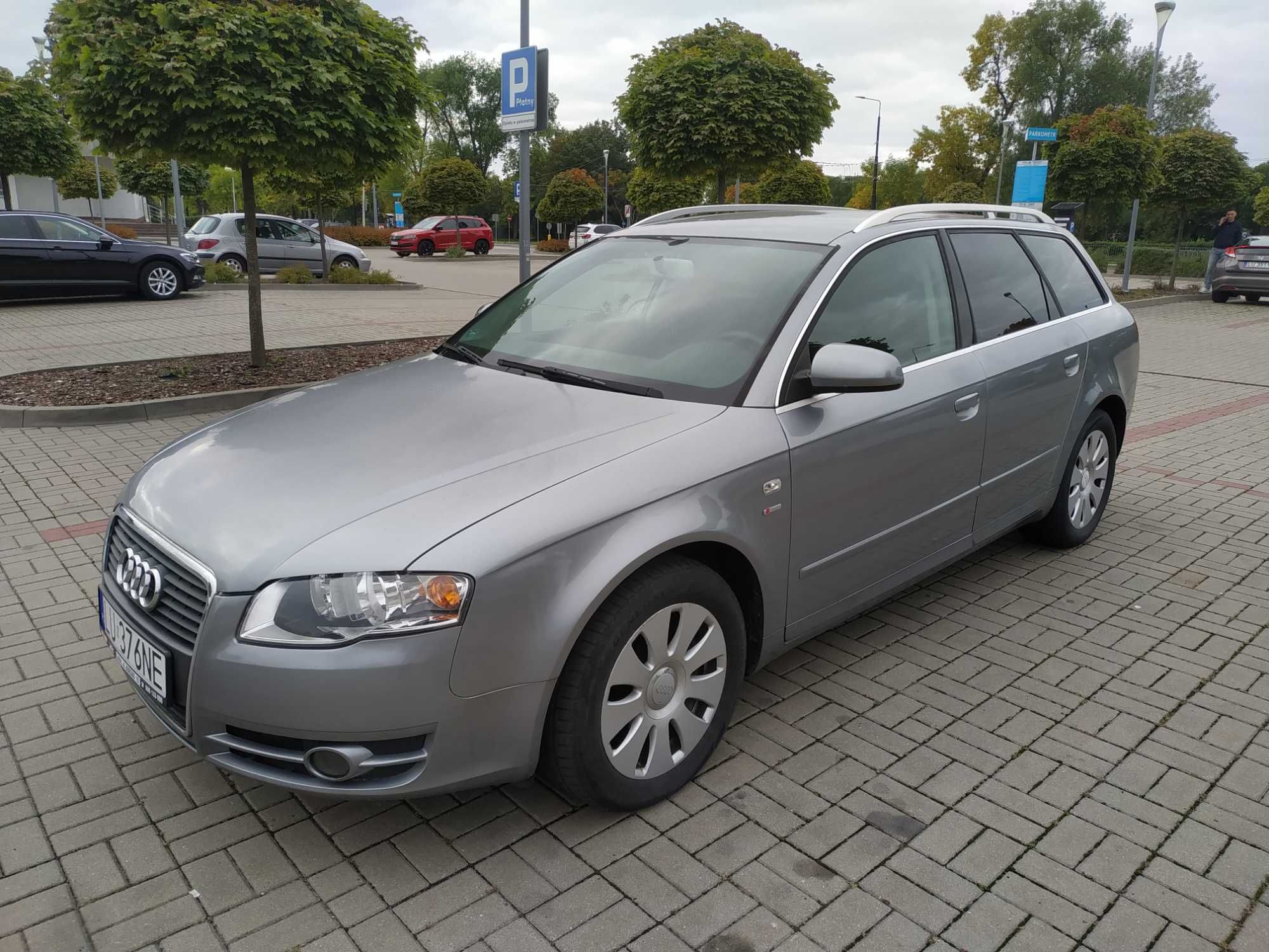 Audi A4  2,7 180KM automat