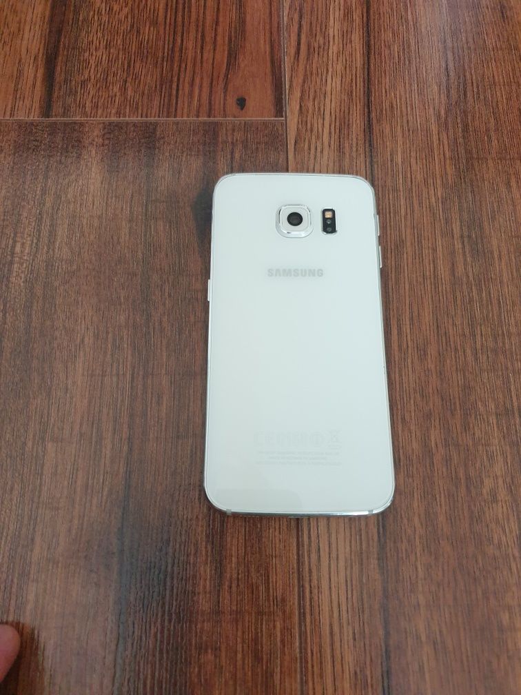 Samsung S6 Edge Biały