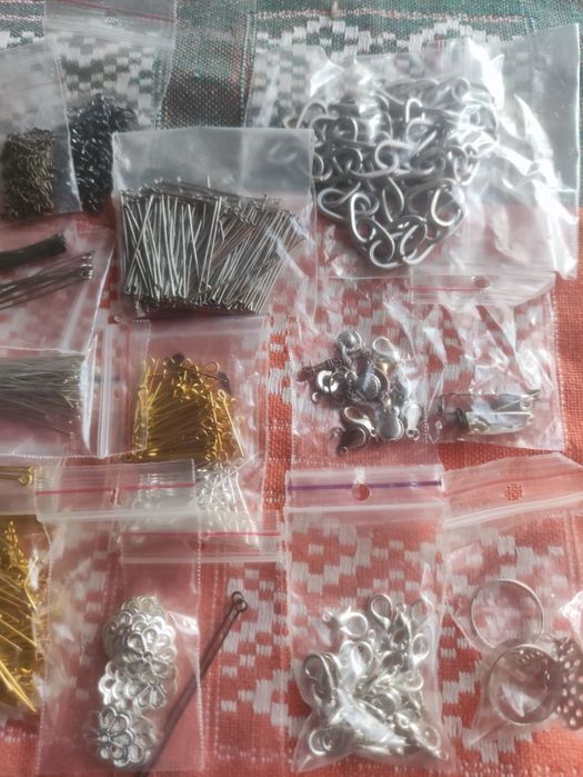 Фурнитура и бисер