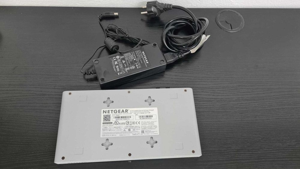 Netgear GC110P PoE 8x1Gb 2xSFP 1000BASE-X Switch 65 Wat