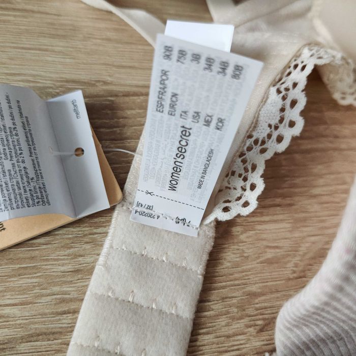 Ніжний бюстгальтер лифчик Women'secret з кісточками 75B новий