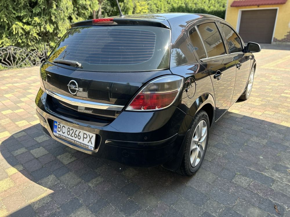 Opel Astra H 2012