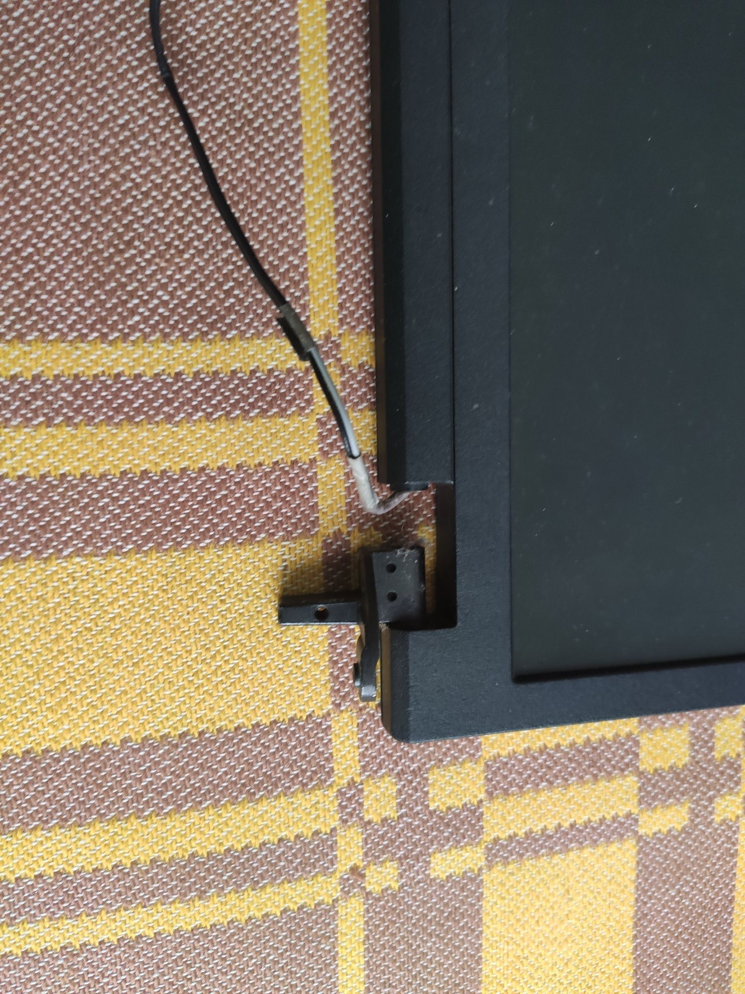 Martca LCD 15,4 m. im.  do Dell