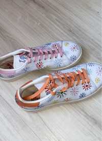 Stan Smith Pride GW2417