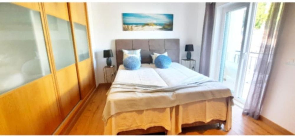 Arrenda-se  T2 ao ano  em Albufeira