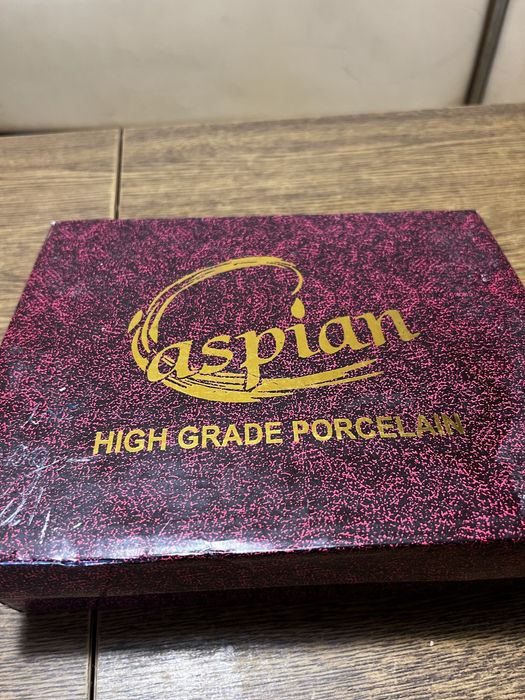 Набор кофейный , фарфор, позолота, новый, коробка без перегородок оста